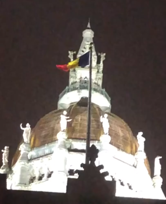 Romanian Flag on Connecticut State Capitol