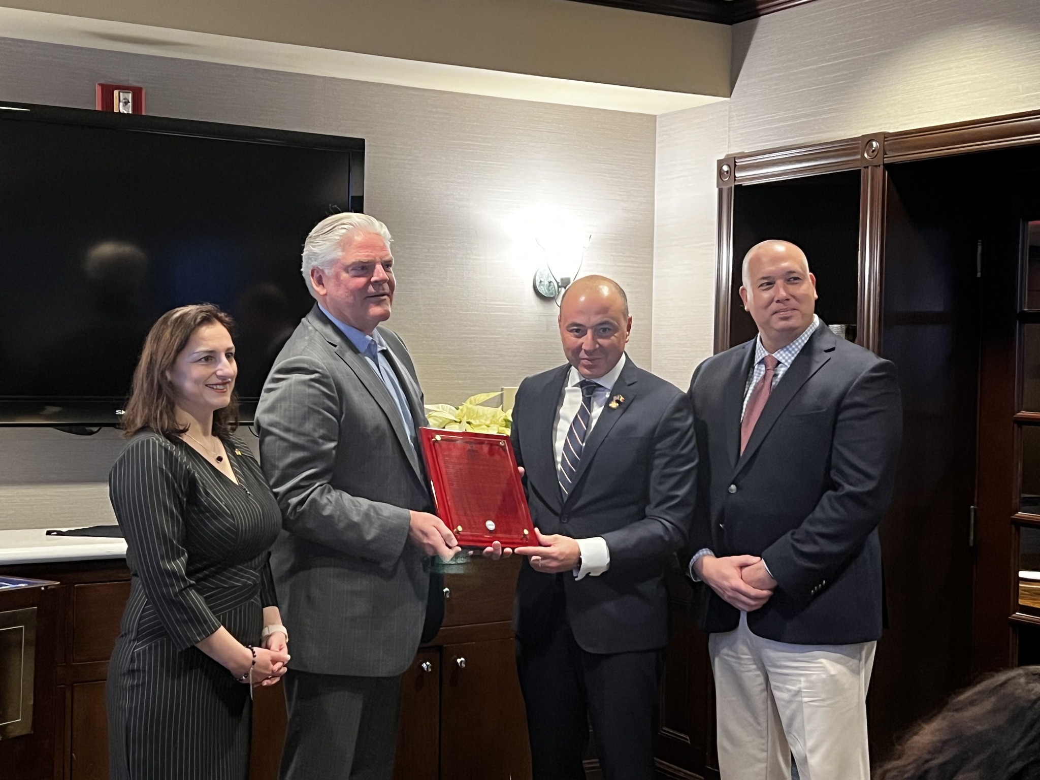 New cross-border proclamation exchange between Connecticut and Romanian schools through ACES (Area Cooperative Educational Services)